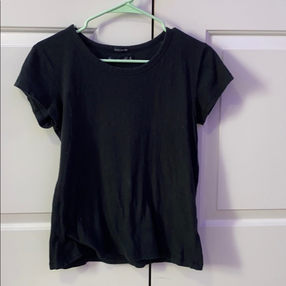 ✨abercrombie t-shirt✨